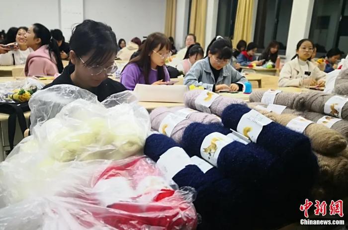 点击进入下一页