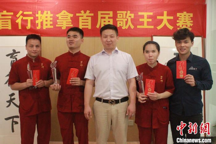 点击进入下一页