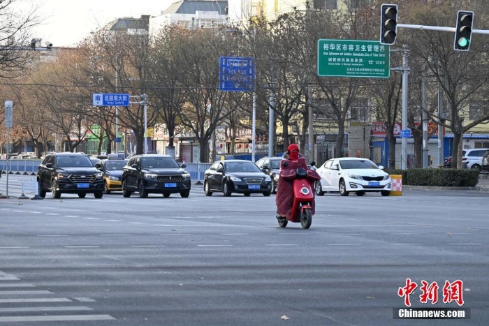 直击全员核酸检测首日的石家庄：城市按下“暂停”键 全力防控疫情