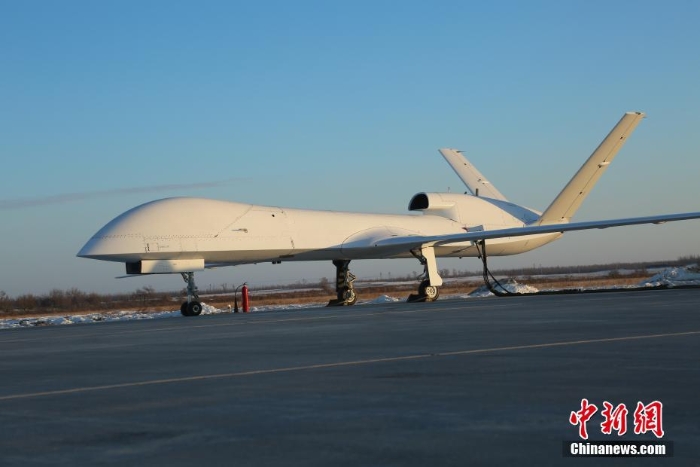 中国WJ-700无人机首飞成功 具备空对面精确打击作战能力