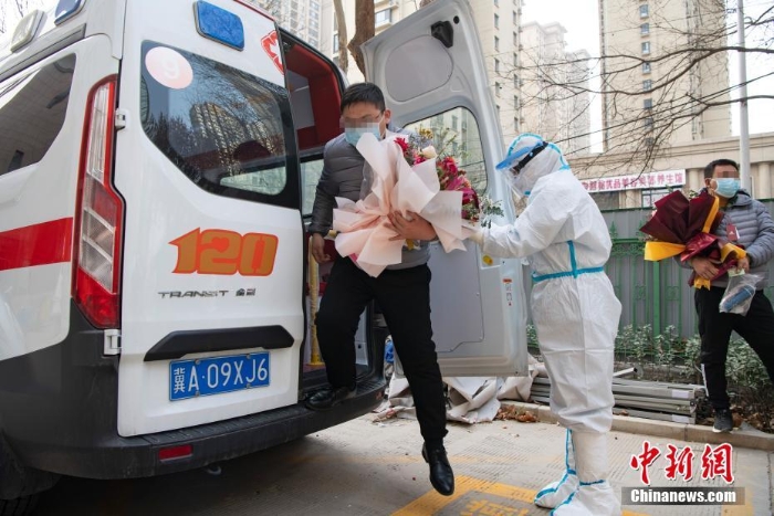 河北本轮疫情首批确诊患者治愈出院 转入康复观察