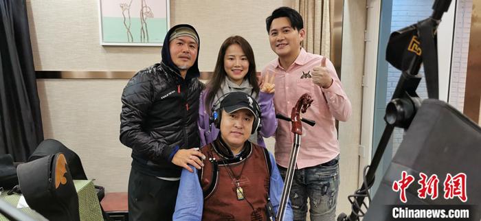 点击进入下一页