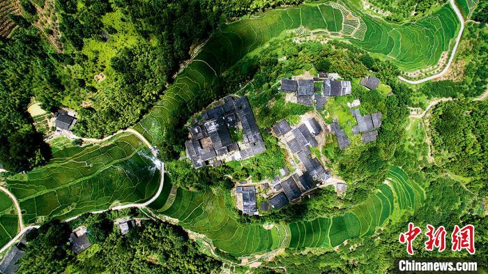 《走近福建传统村落》出版揽尽八闽千姿“读懂中国”