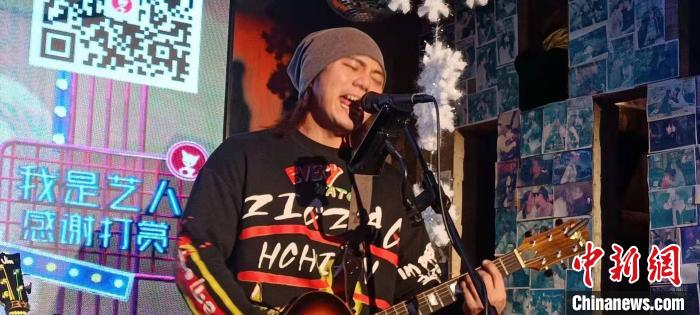 “80后”台湾歌手第一次留榕过年：收到很多朋友邀约