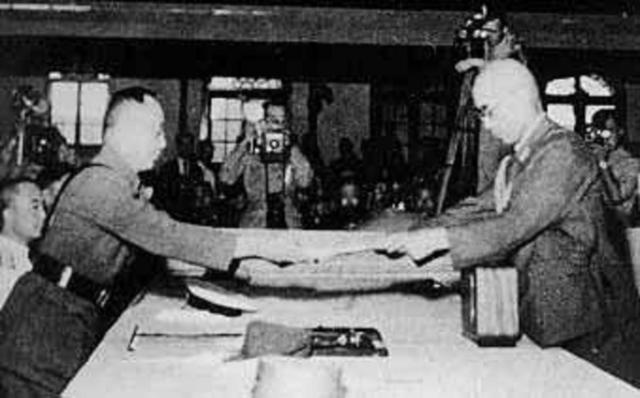 1945年9月日本向中國投降儀式.jpg