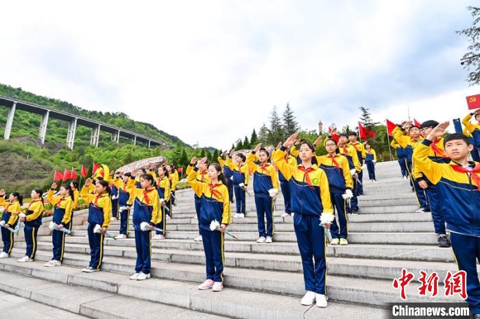 点击进入下一页