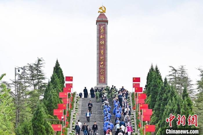 点击进入下一页