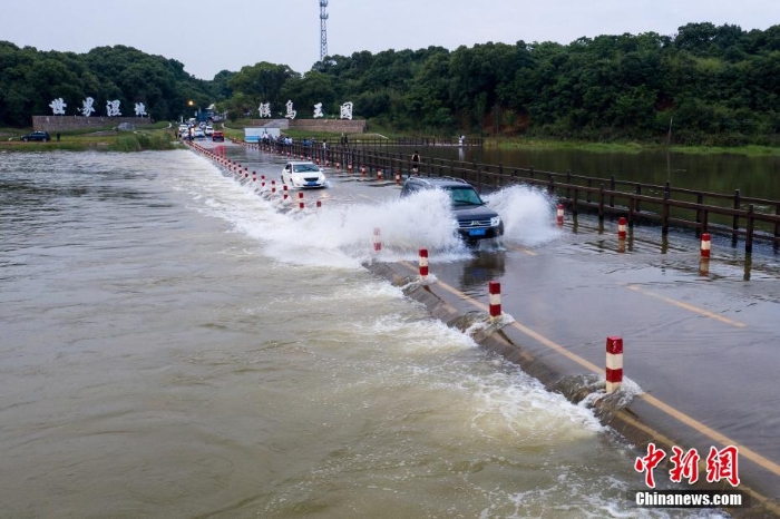 江西再现“水上公路” 目前已实行交通管制