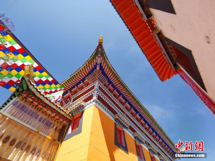 世界彩绘面积最大的单体藏传佛殿建筑在青海被认证