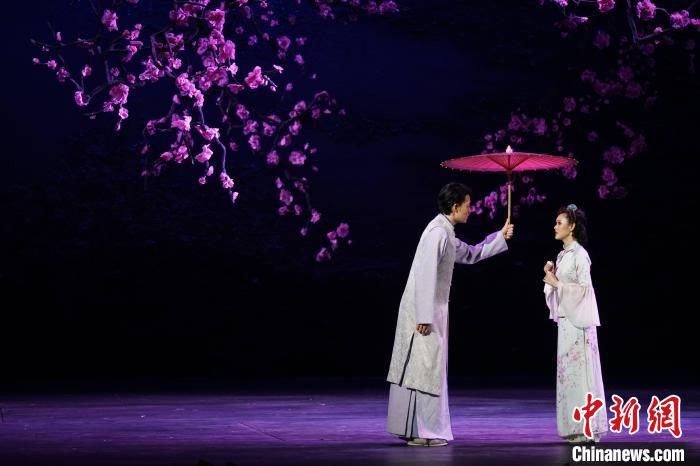中央戏剧学院原创音乐剧《家》在京首演 演出方供图