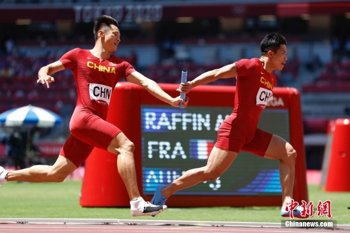 脚下生风！东京奥运会中国男子4x100接力晋级决赛