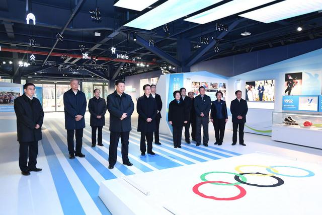 2月1日下午，習近平在北京冬奧會展示中心考察。新華社記者 謝環馳.jpg