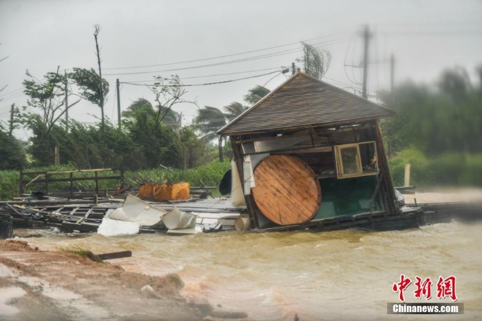 台风“圆规”登陆海南博鳌