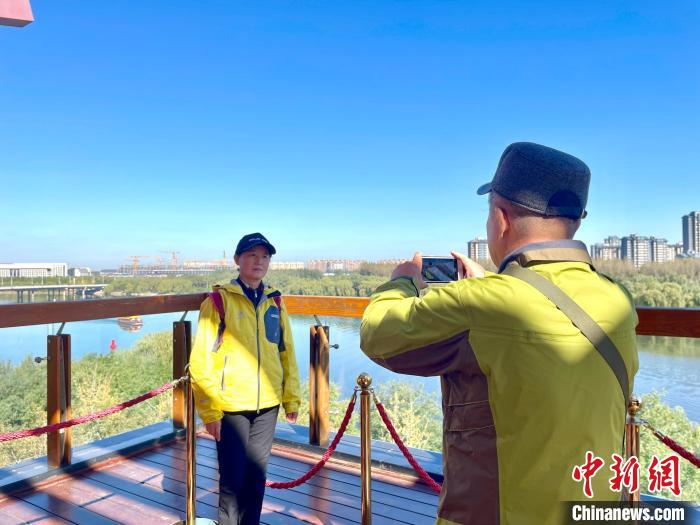 “千年运河千里行”走进北京通州：在亲水公园感受城水相融