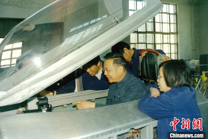 点击进入下一页