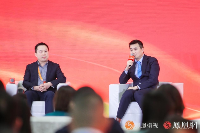 刘爽、刘永钢参与圆桌对话环节