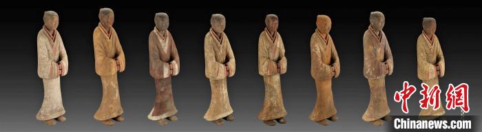 南陵出土的彩繪塑衣陶俑一組。　陜西省考古研究院供圖