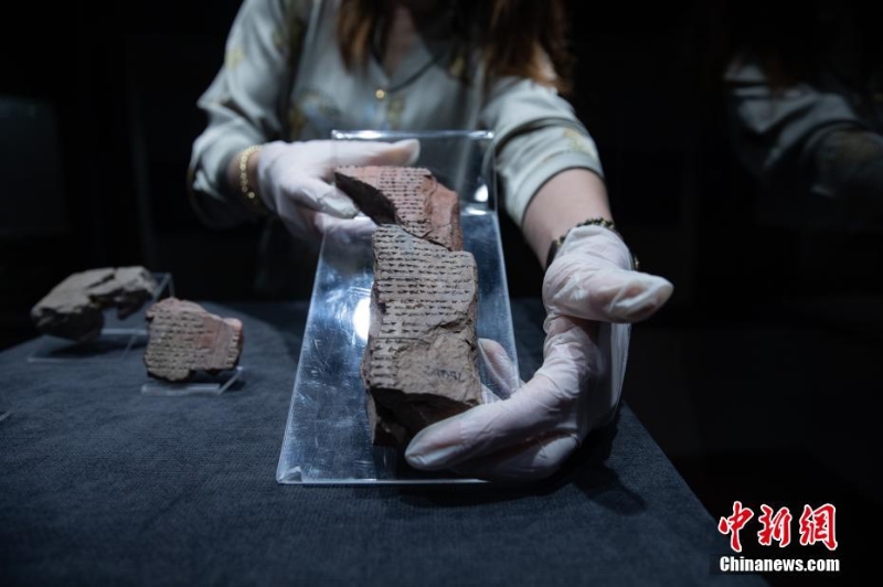 土耳其考古博物馆展出3500年前赫梯石碑