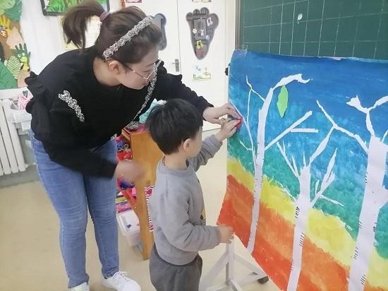 党建引领传帮带，师徒结对促成长——城阳街道中心幼儿园共研活动