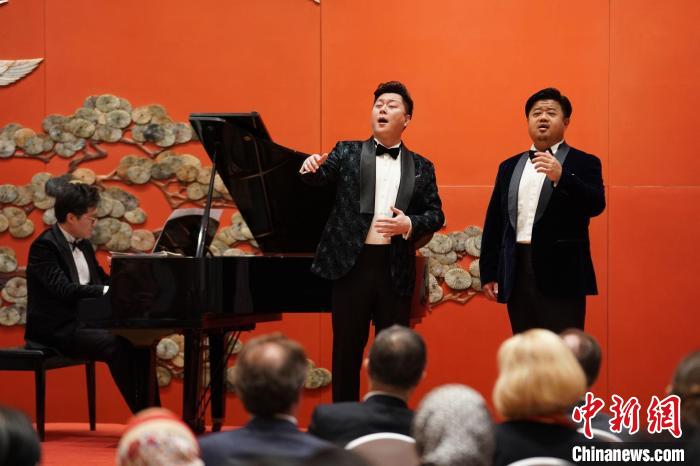 全球华人乐团唱响温暖和友谊用音乐讲好中国故事