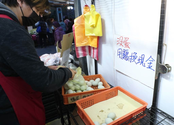 台湾闹“蛋荒” 战略专家轰：绿营执政没有最糟，只有更糟_1643351125638