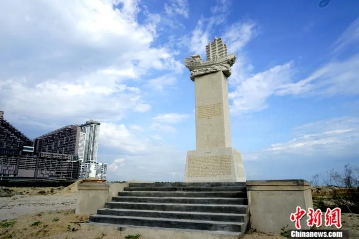 马六甲海边的送王船申遗成功纪念碑。<a target='_blank' href='http://www.chinanews.com/'>中新社</a>记者 陈悦 摄