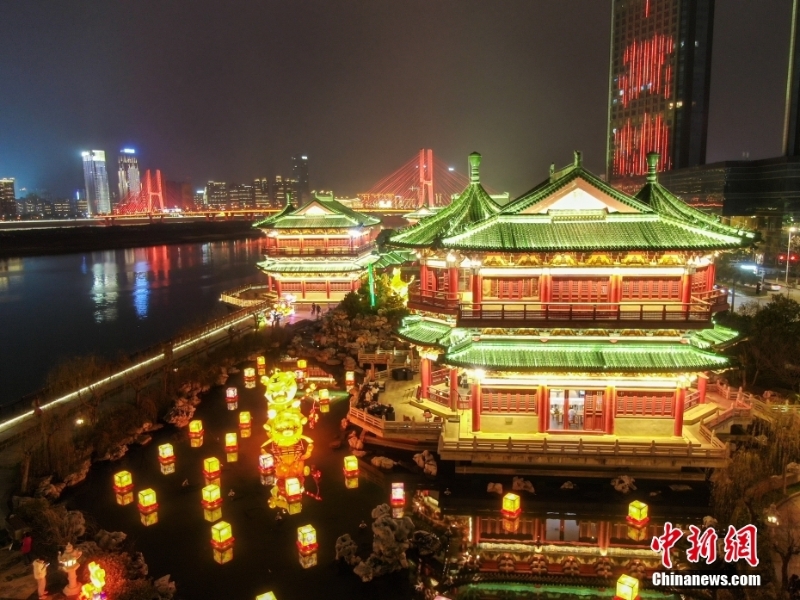 元宵佳节“不夜城”