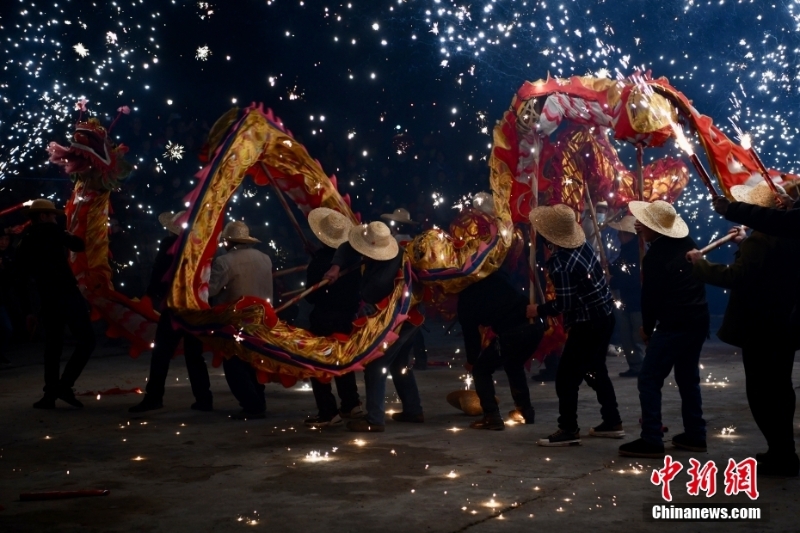 元宵佳节“不夜城”