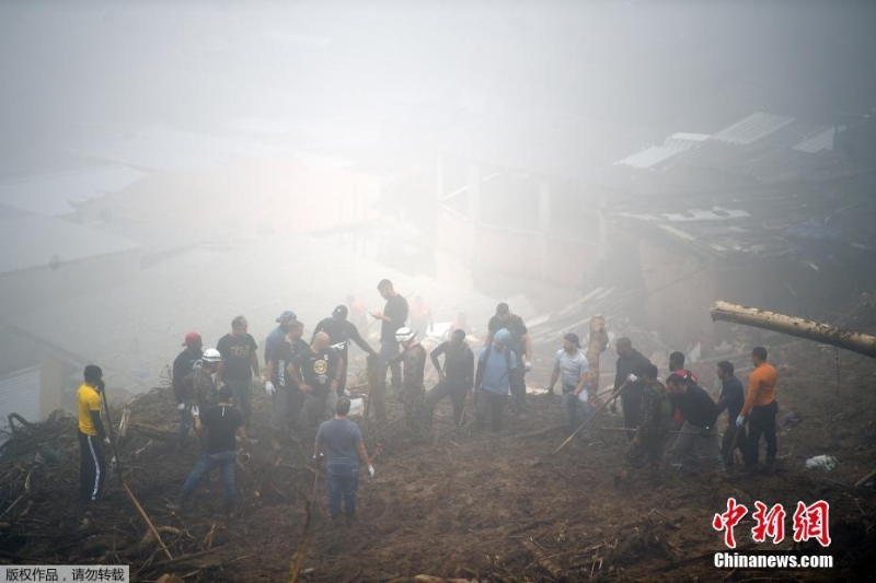 巴西里约州暴雨致死人数上升 搜救持续进行