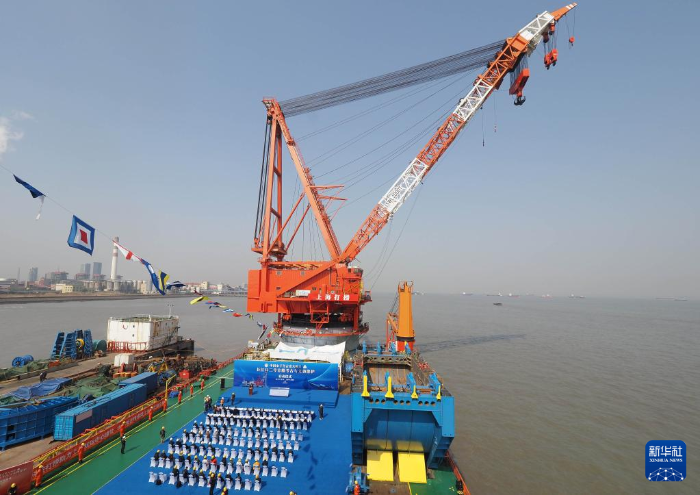 3月2日，“长江口二号”古船打捞启动仪式在上海外高桥码头举行。新华社记者 任珑 摄