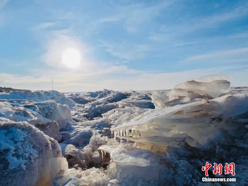 中国最大内陆咸水湖提早“解冻”