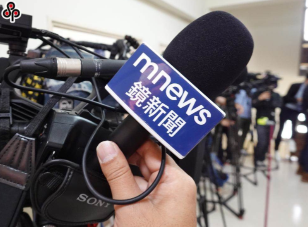 镜新闻