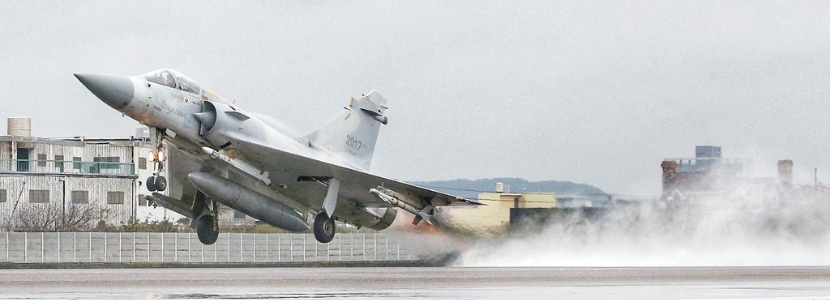 臺軍幻象戰機墜海