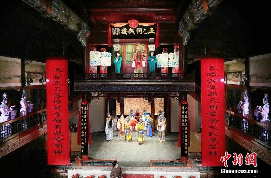 京城百年戏楼重张 纯木结构被称作“中国戏楼活化石”