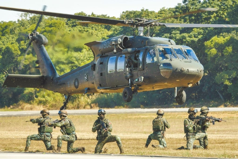 黑鷹直升機（本報資料照片） 圖片來源：台灣“中時新聞網”.jpg