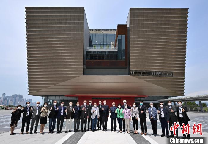 香港行政会议非官守议员参观故宫文化博物馆