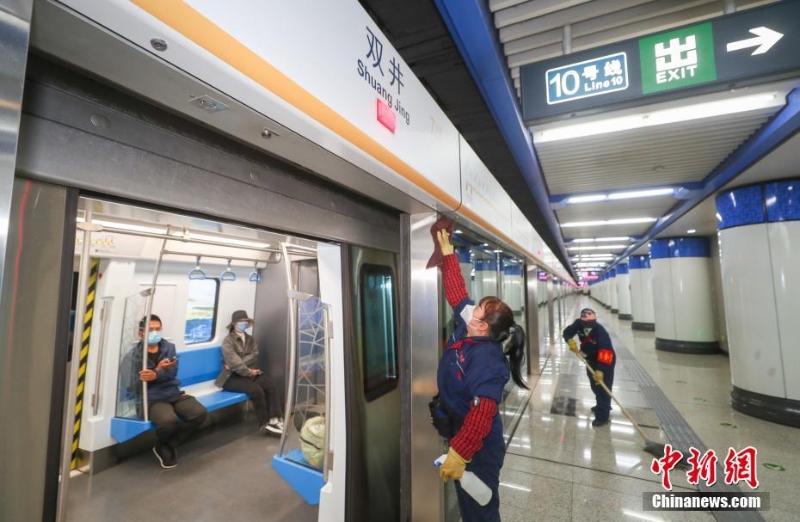 北京封閉換乘地鐵站加大消殺力度