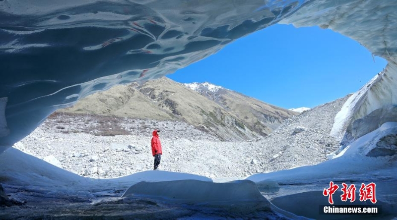 探访初夏的新疆夏塔冰川 风景壮观震撼