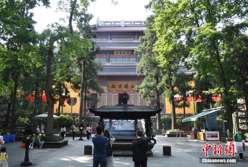 千年古刹杭州灵隐寺有序恢复开放