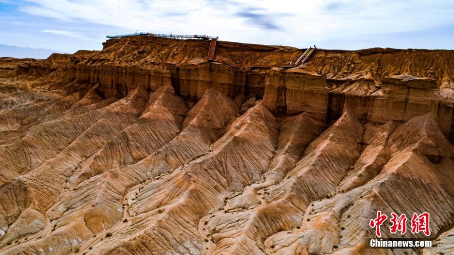 柴达木盆地红崖雅丹地貌 带你看“中国最像火星的地方”