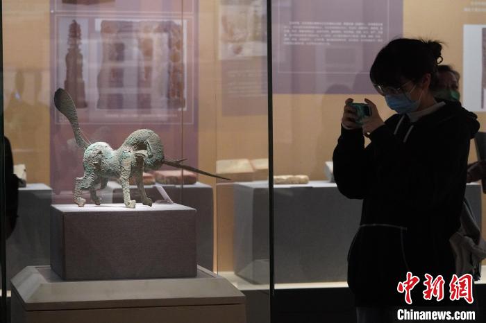 中国首次举办“五凉文化展”：200余件文物兰州展出