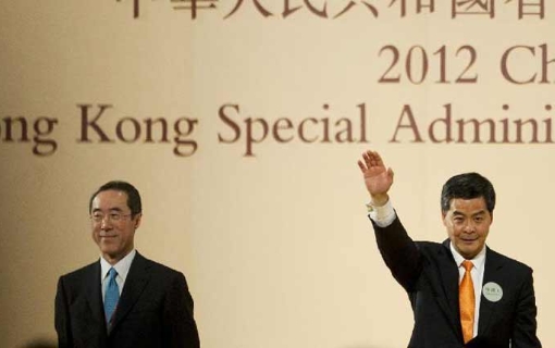 2012：梁振英当选第四任香港特区行政长官