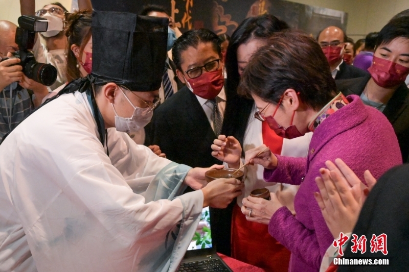 庆回归25周年 香港举办中华传统文化展演