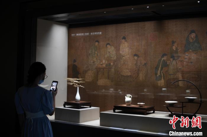 “发现定窑”展览在广州开幕展现古陶瓷之美