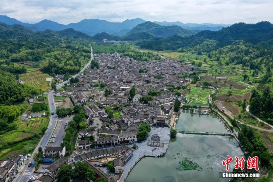 世界文化遗产地安徽西递：夏入古村景迷人