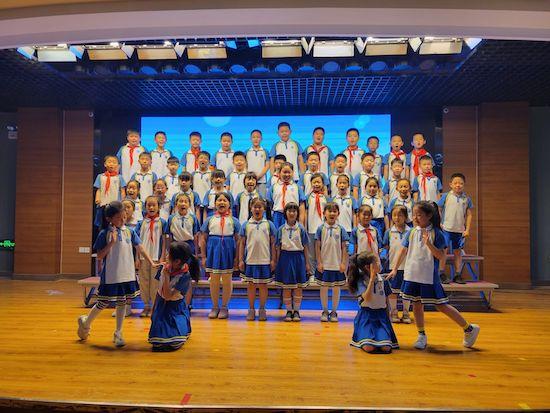济南市市中区文景小学举行第十八届班级文化艺术节汇演活动