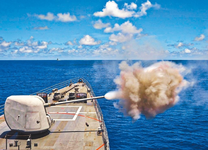 美國宣佈對台灣出售海軍艦艇備用零件、船艦系統備用零件及相關設備，總價約1.2億美元，圖為艦砲實彈射擊。（摘自中華民國海軍艦隊臉書） 圖片來源：台灣“中時新聞網”.jpg