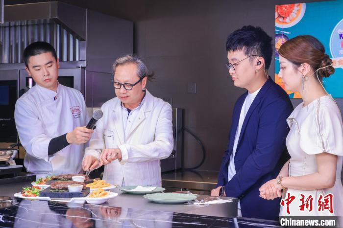 “港食文化节2022”以“港食港乐点亮之夜”为主题 上海市香港商会供图