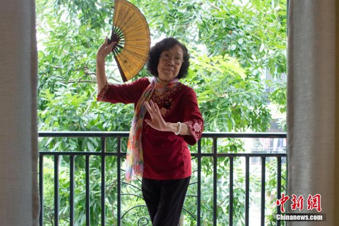 点击进入下一页