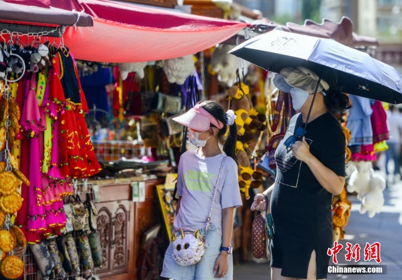 新疆旅游市场持续升温